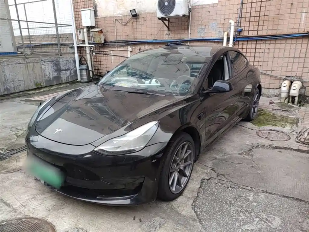 Tesla Model 3 2023