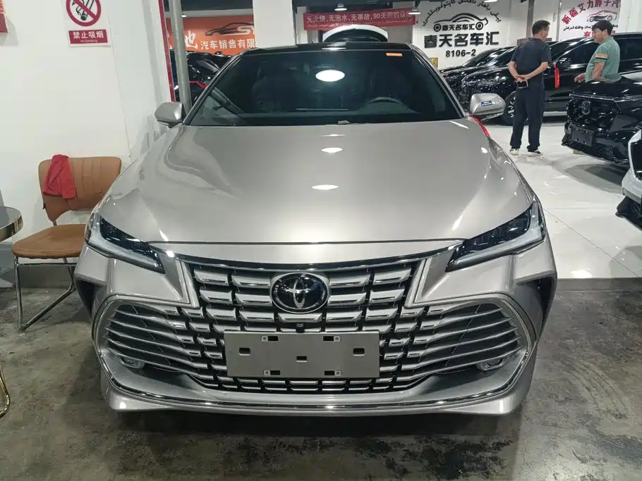 Toyota Avalon — миниатюра 2