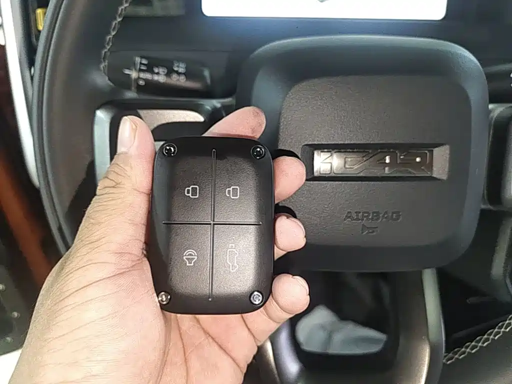 iCAR Автомобиль SuperV23 — миниатюра 9