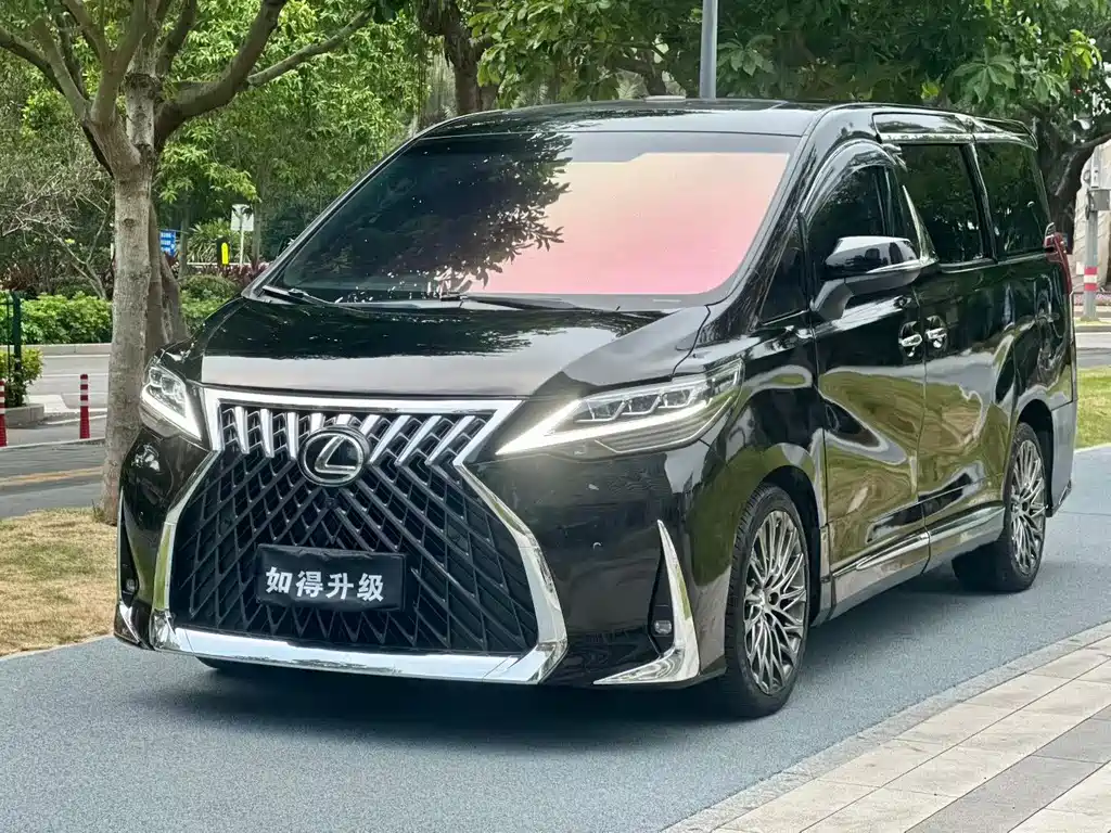 Купить Toyota Alphard