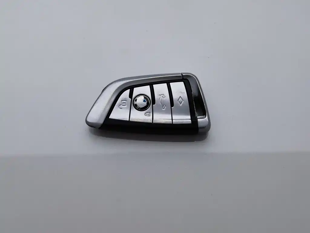 BMW 5 Series — миниатюра 19