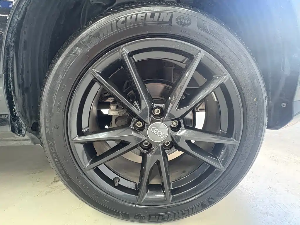 Audi Q2L — миниатюра 11