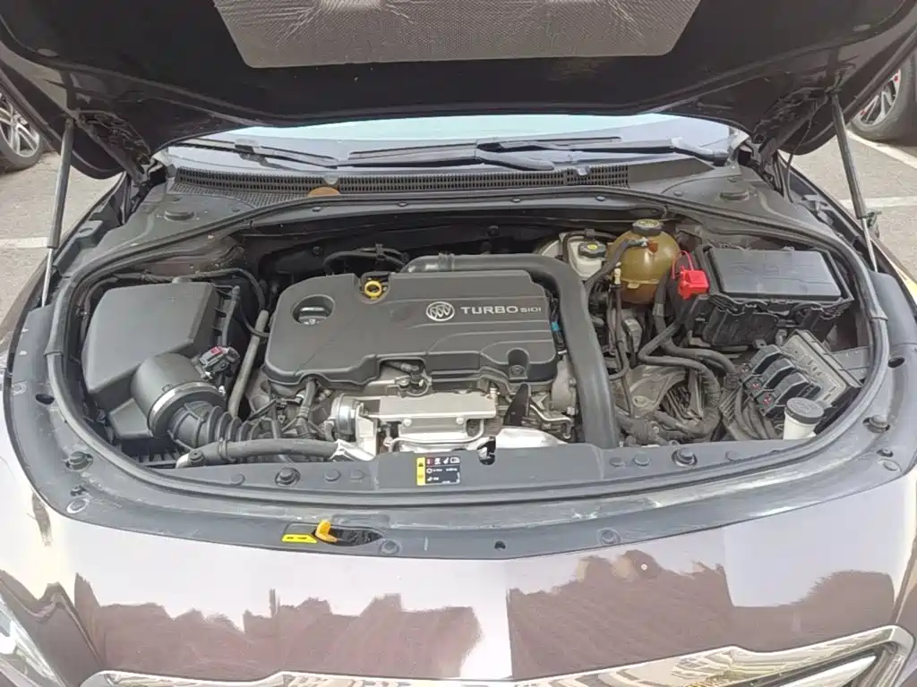 Buick LaCrosse — миниатюра 20