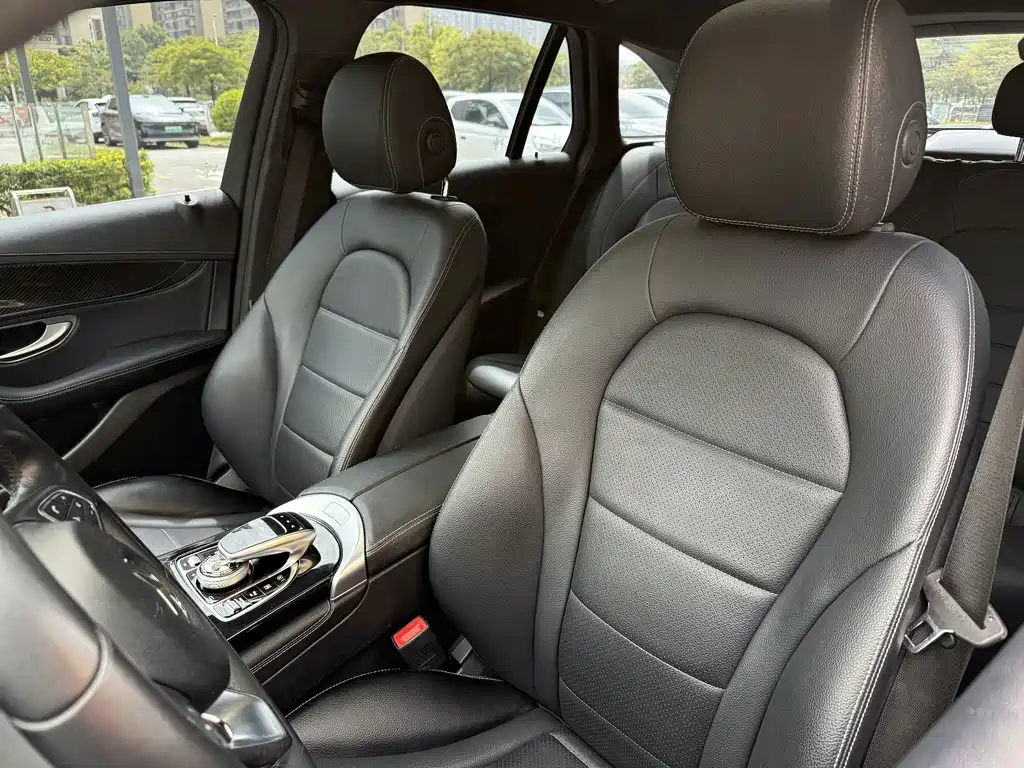Mercedes-Benz GLC — миниатюра 12