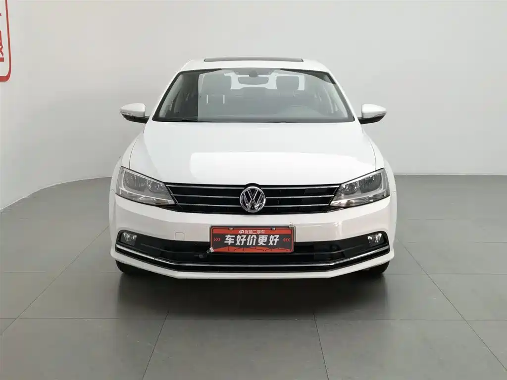 Volkswagen Sagitar 2018 1.6L AT Comfort