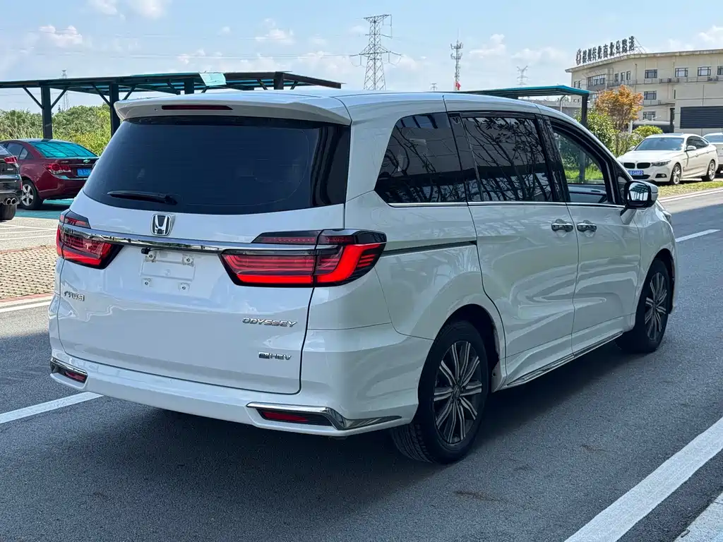 Honda Odyssey — миниатюра 4