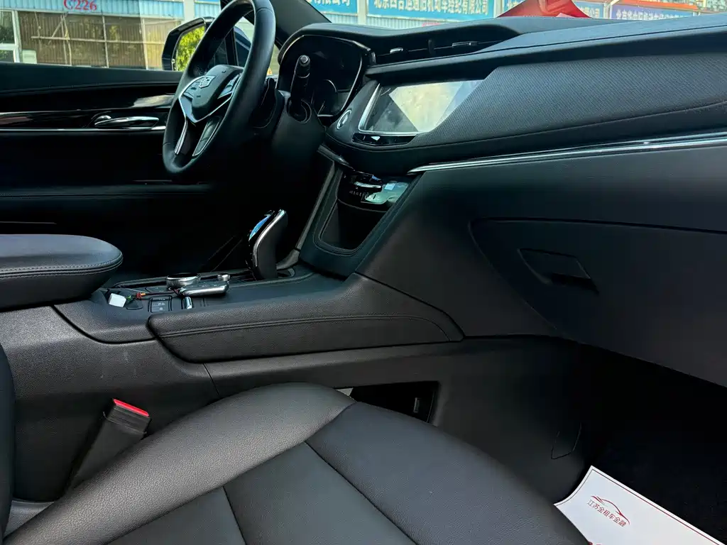Cadillac XT5 — миниатюра 15