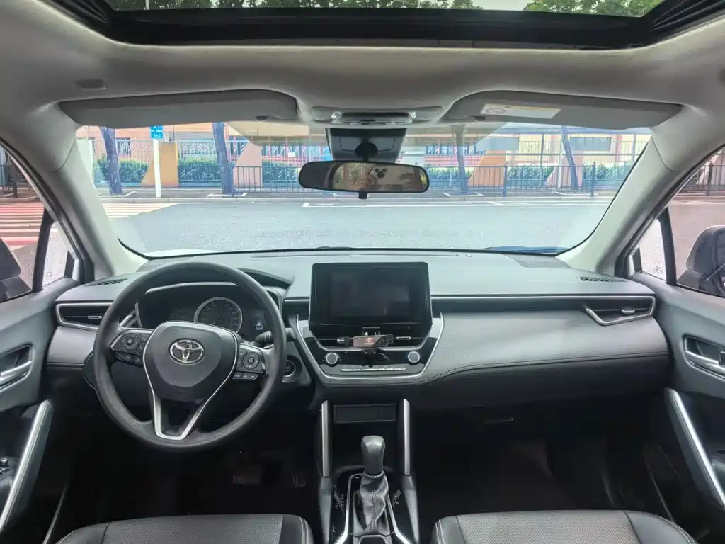 Toyota Frontlander — миниатюра 5