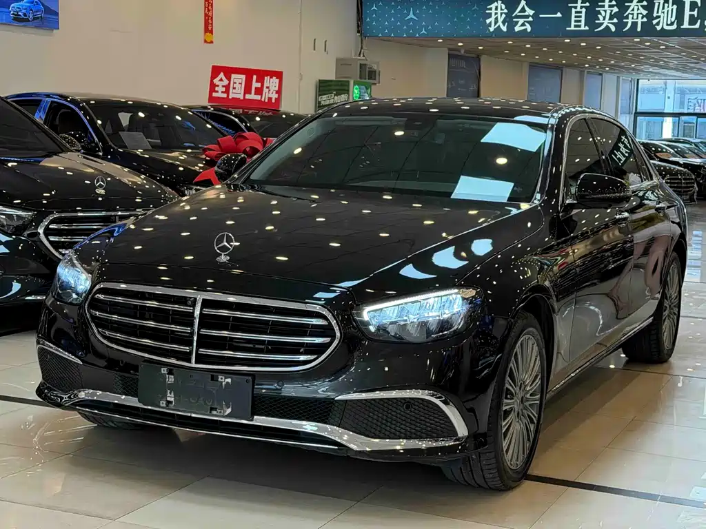 Mercedes-Benz E-Class — миниатюра 2
