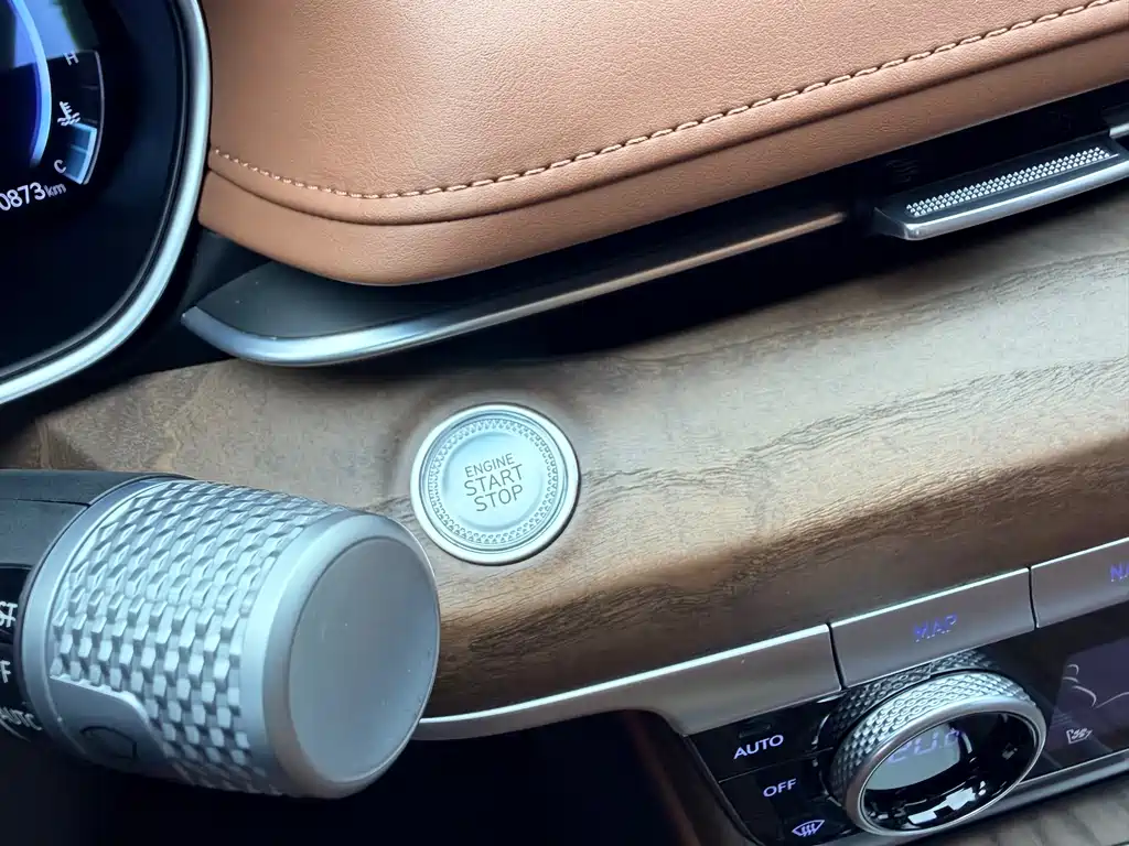 Genesis G80 — миниатюра 13