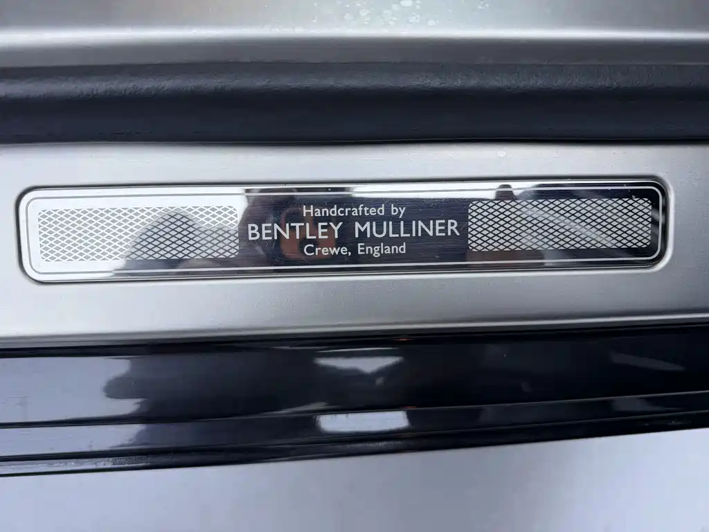 Bentley Flying Spur — миниатюра 16
