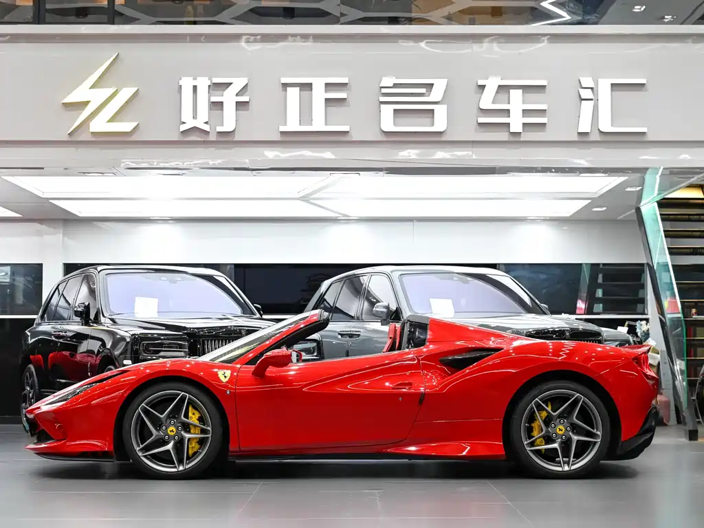 Ferrari F8 — миниатюра 2