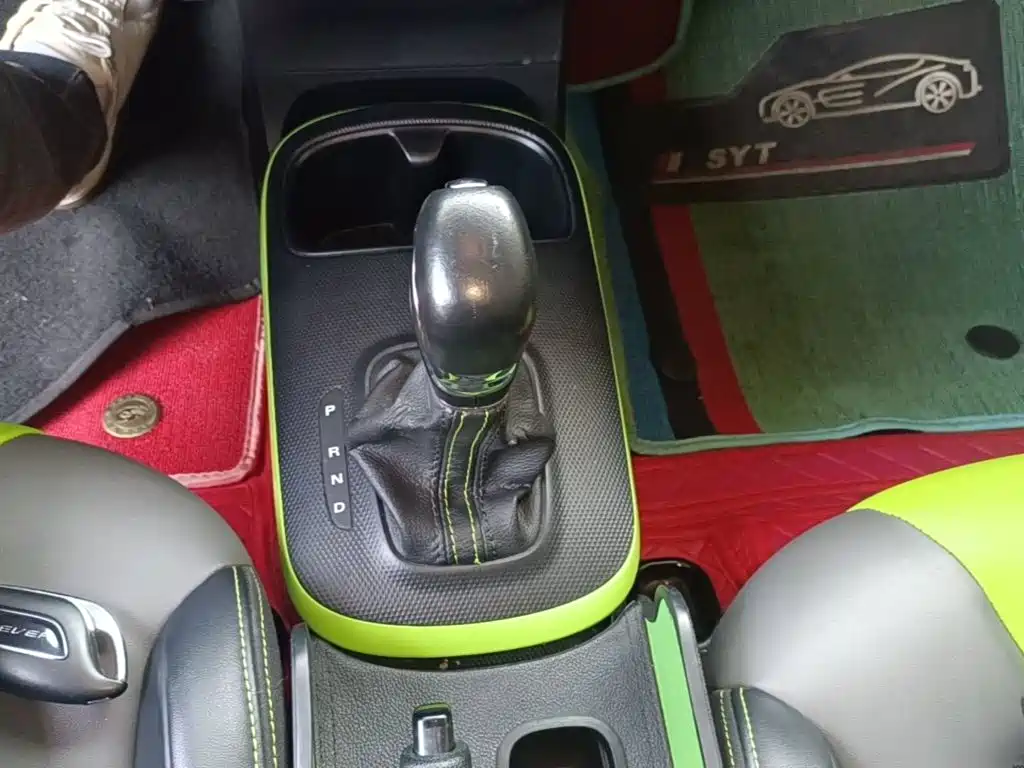 Roewe Clever — миниатюра 14