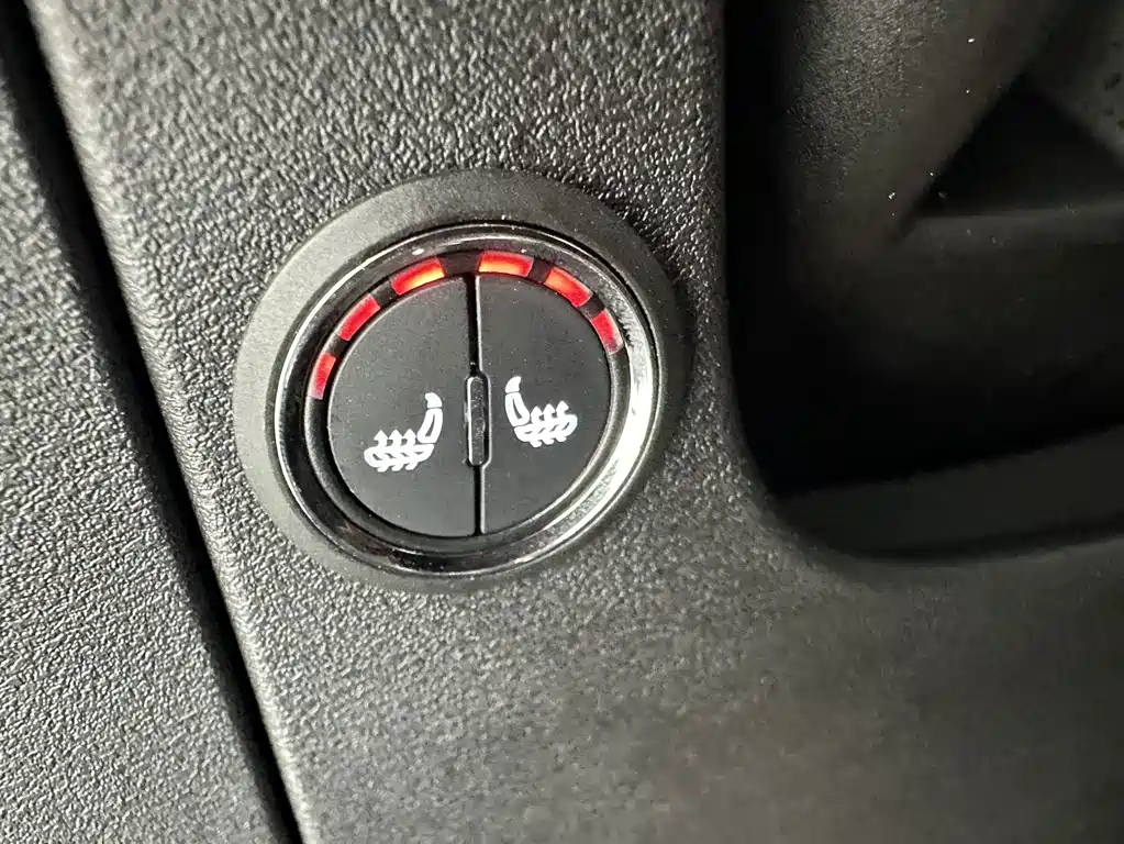 Geely Emgrand — миниатюра 14