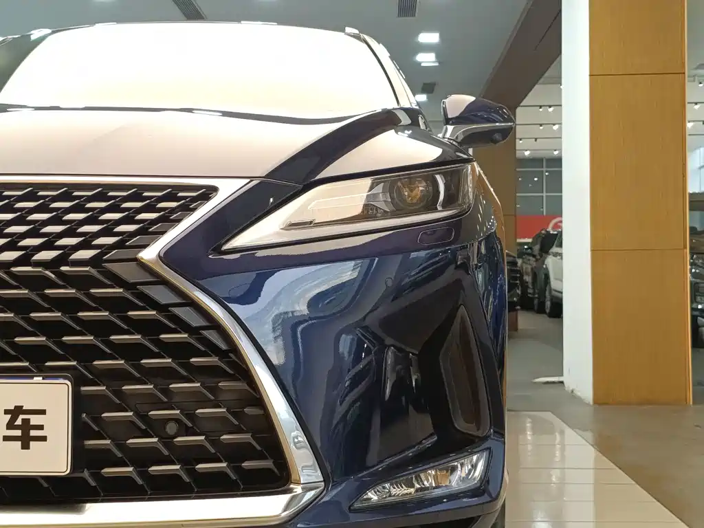 Lexus RX — миниатюра 2