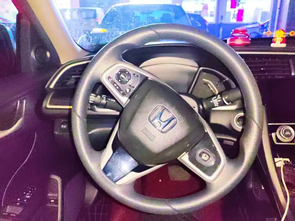 Honda Civic — миниатюра 6