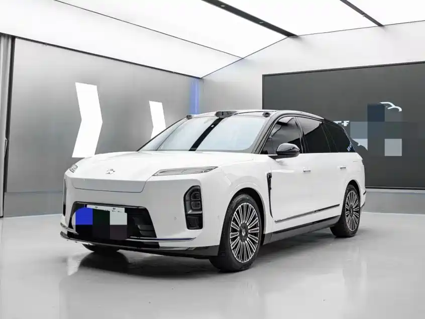 NIO ES8 2026 мест Executive Luxury