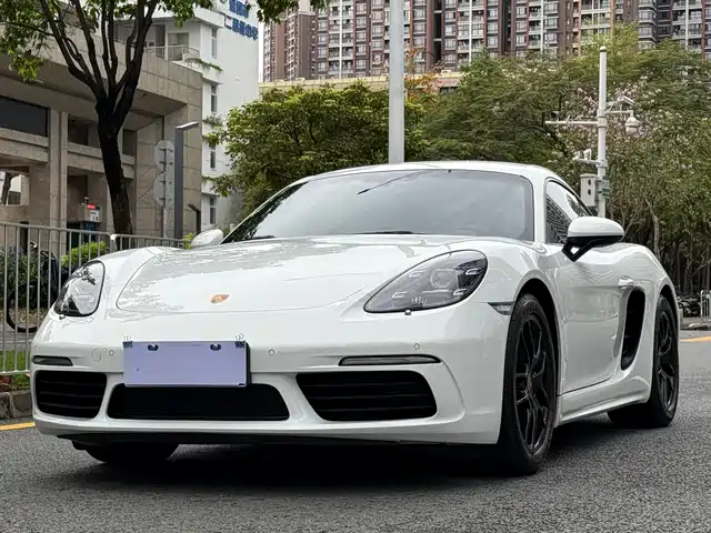PORSCHE 718