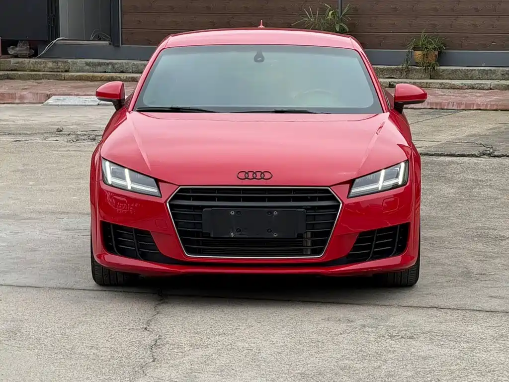 Audi TT 2015
