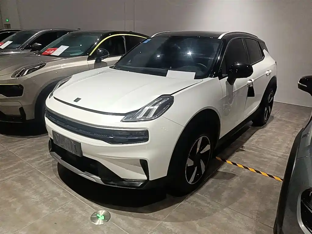 Lynk & Co 06 2021