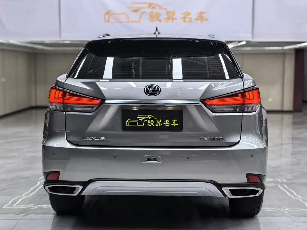 Lexus RX — миниатюра 5