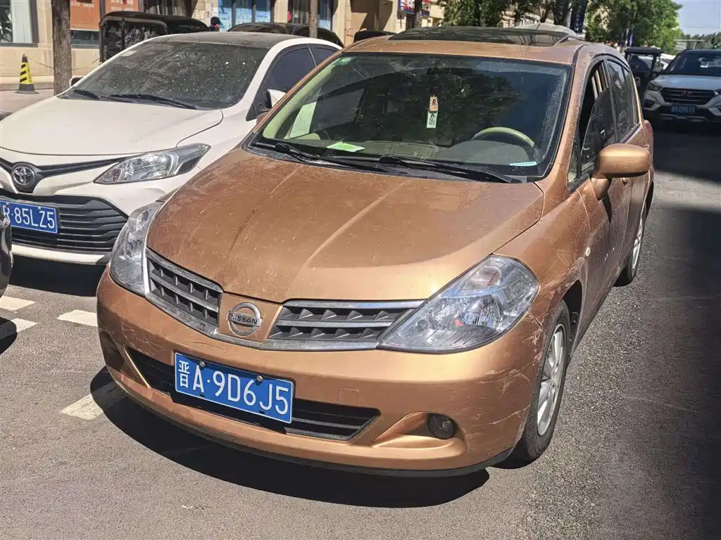 Nissan Tiida 2009