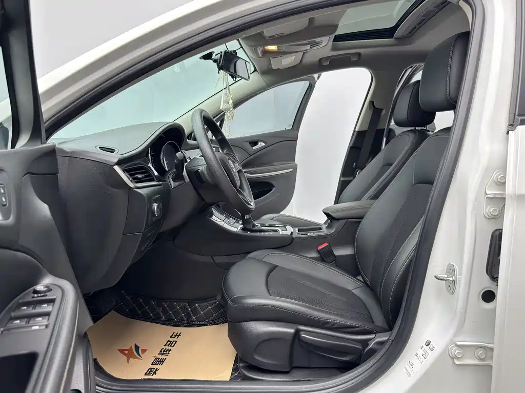 Buick Verano — миниатюра 8