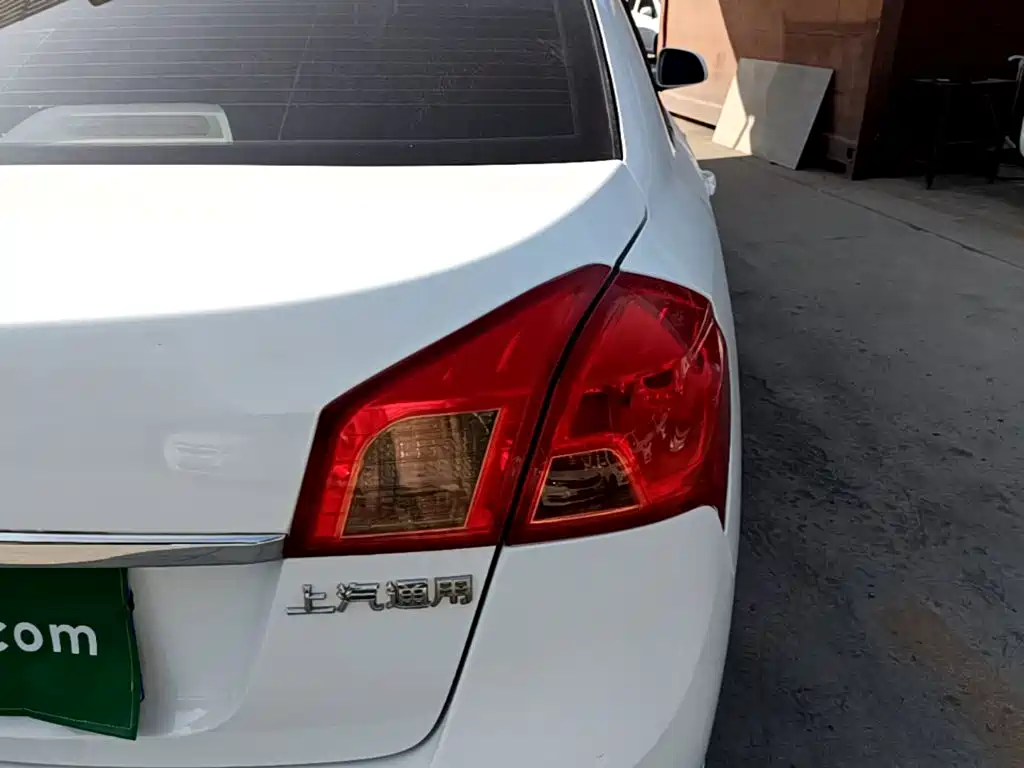 Buick Excelle — миниатюра 8