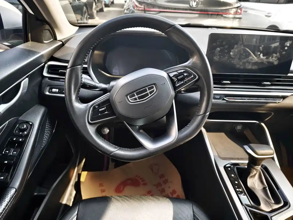 Geely Emgrand — миниатюра 7