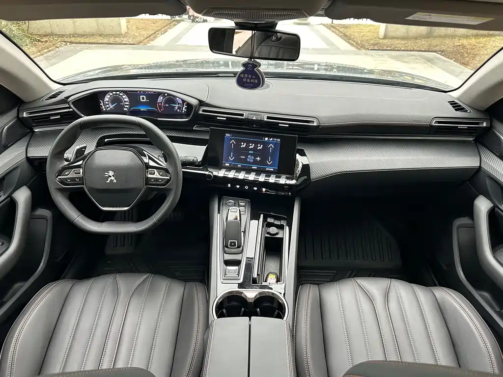 Peugeot 508 — миниатюра 9