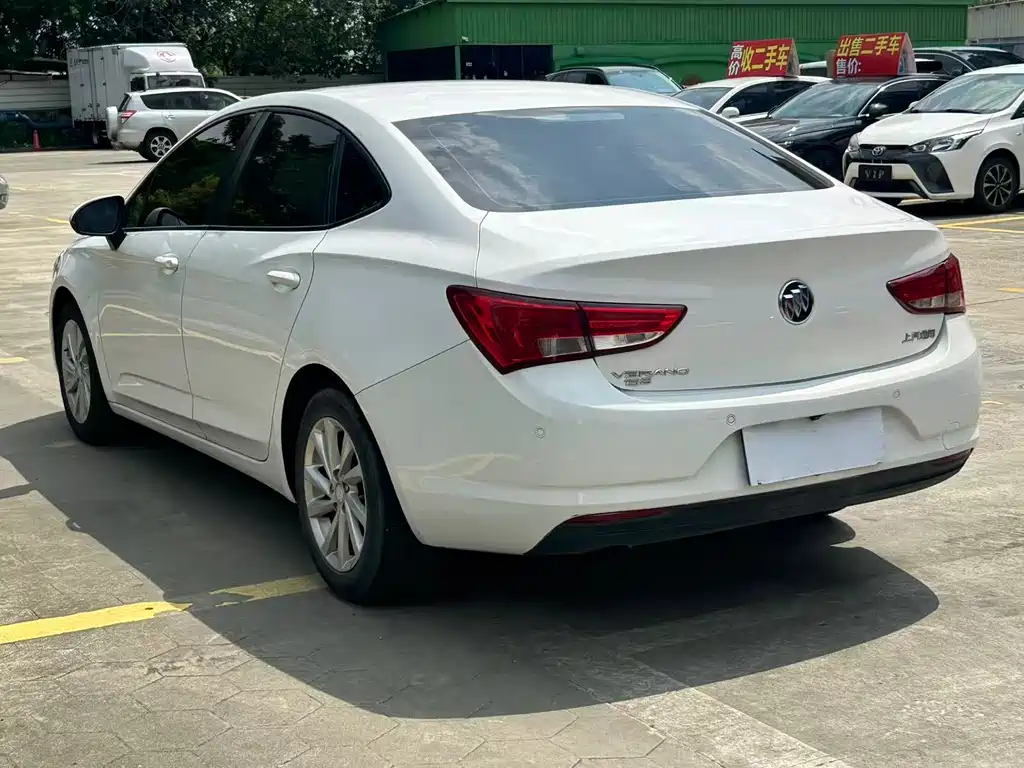 Buick Verano — миниатюра 4
