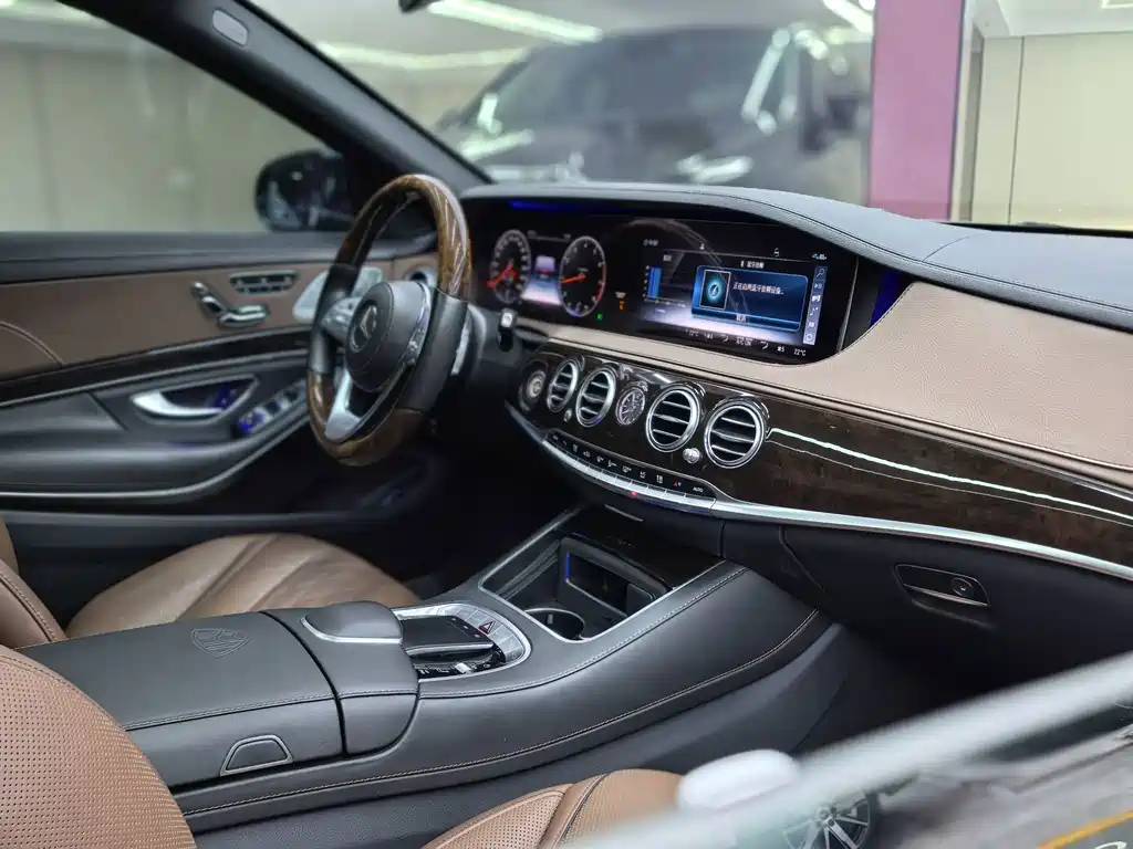 Mercedes-Benz S-Class — миниатюра 34