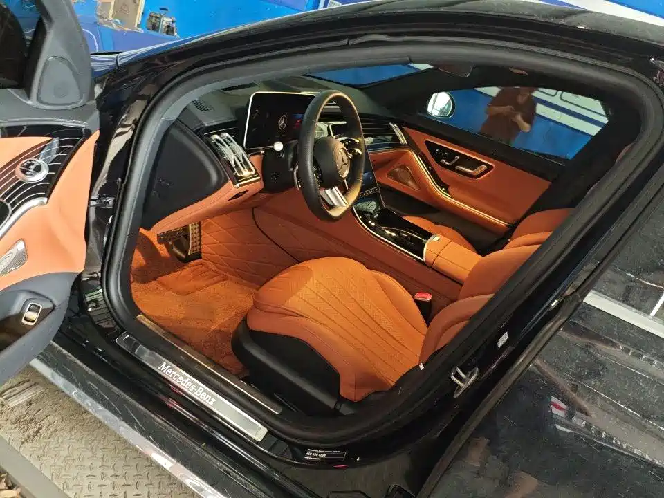 Mercedes-Benz S-Class — миниатюра 2
