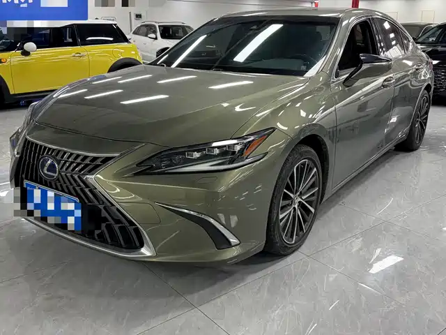 LEXUS ES 2022