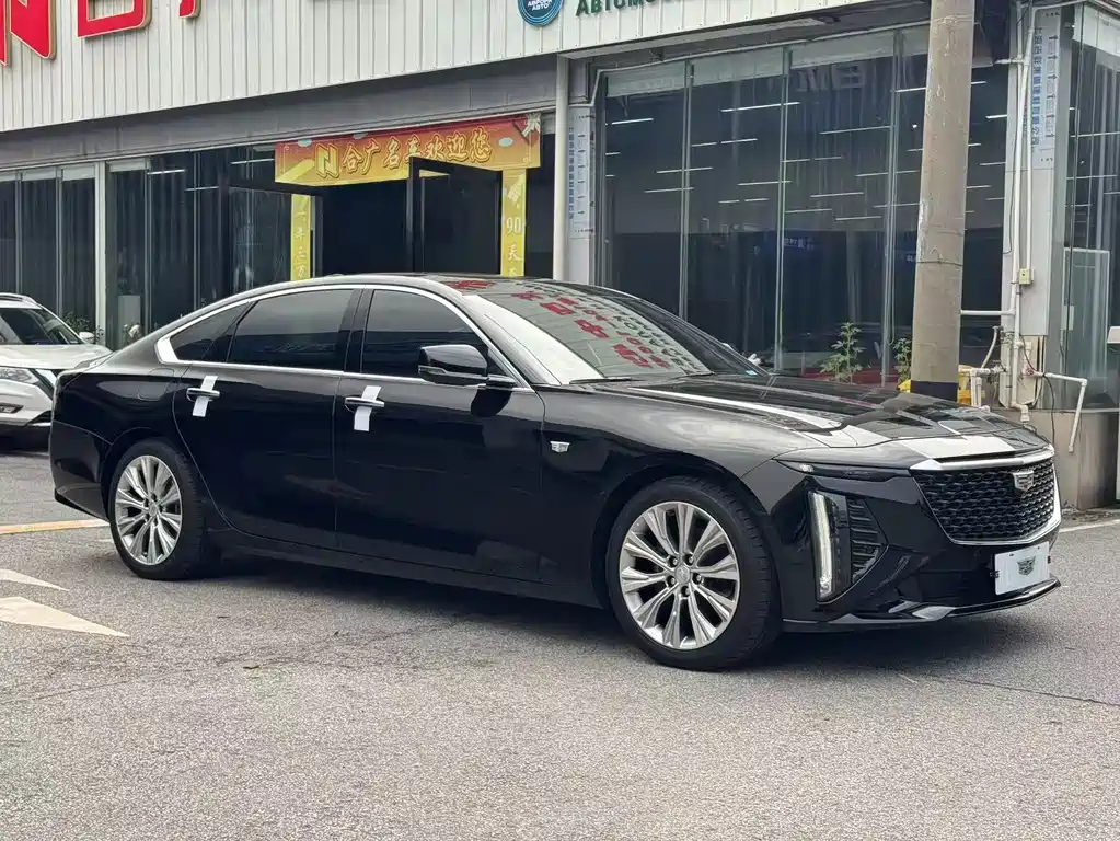 CADILLAC CT6
