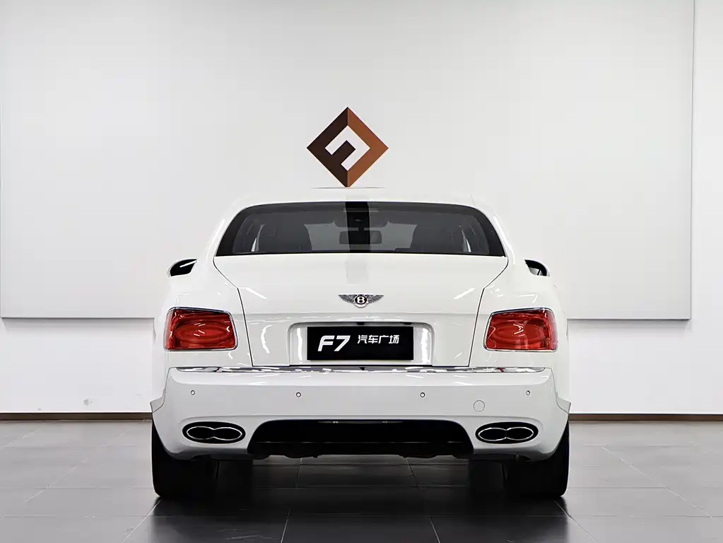 Bentley Flying Spur — миниатюра 5