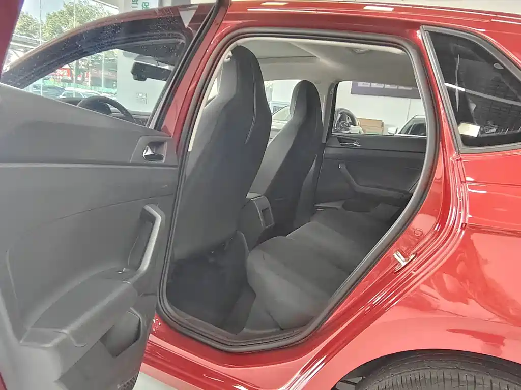 Volkswagen Polo — миниатюра 9