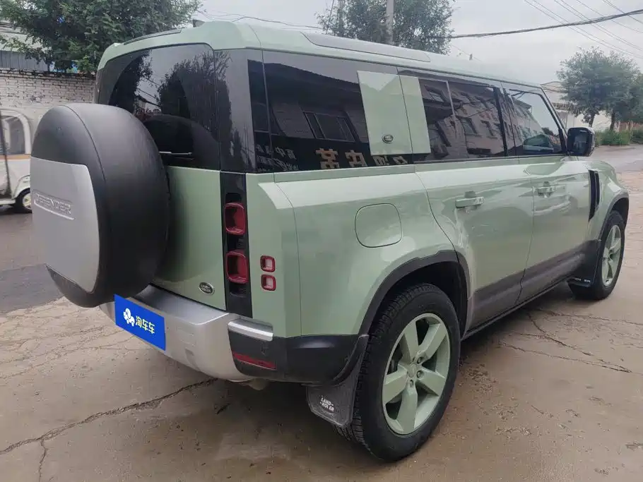 Land Rover Defender — миниатюра 3