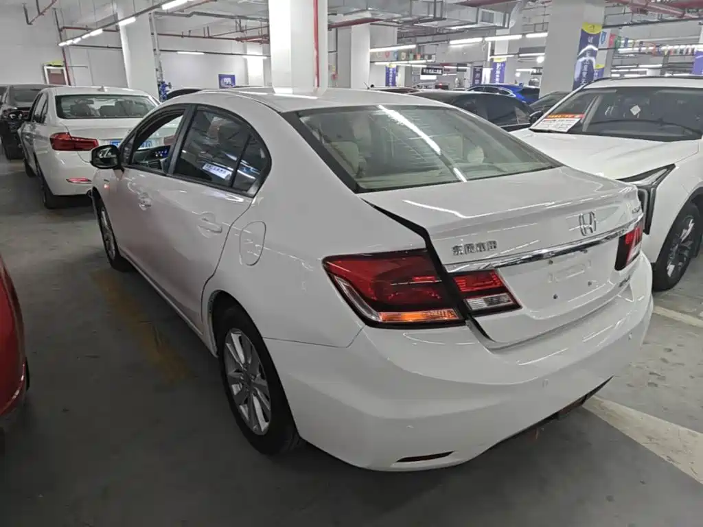 Honda Civic — миниатюра 5