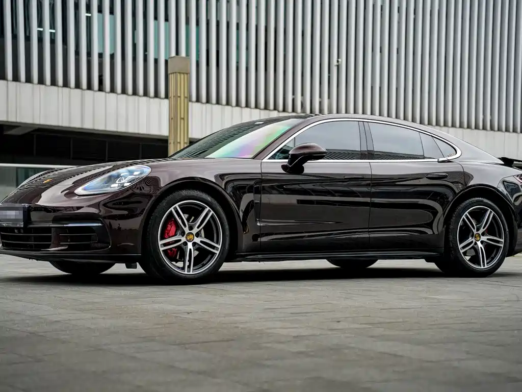 Porsche Panamera 2019