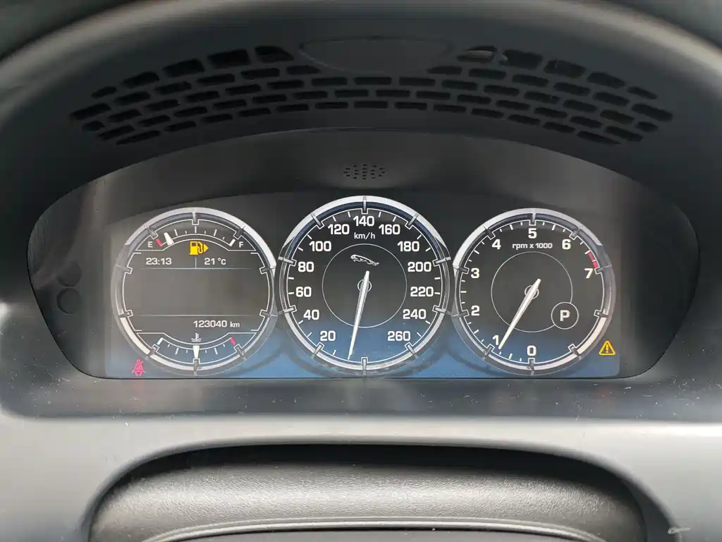 Jaguar XJ — миниатюра 15