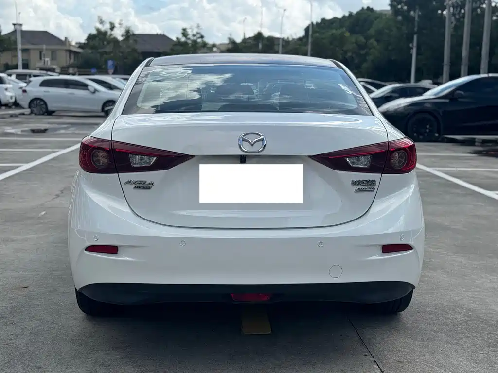 Mazda 3 Axela — миниатюра 8