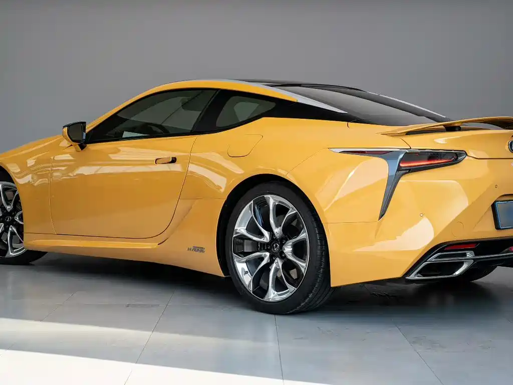 LEXUS LC