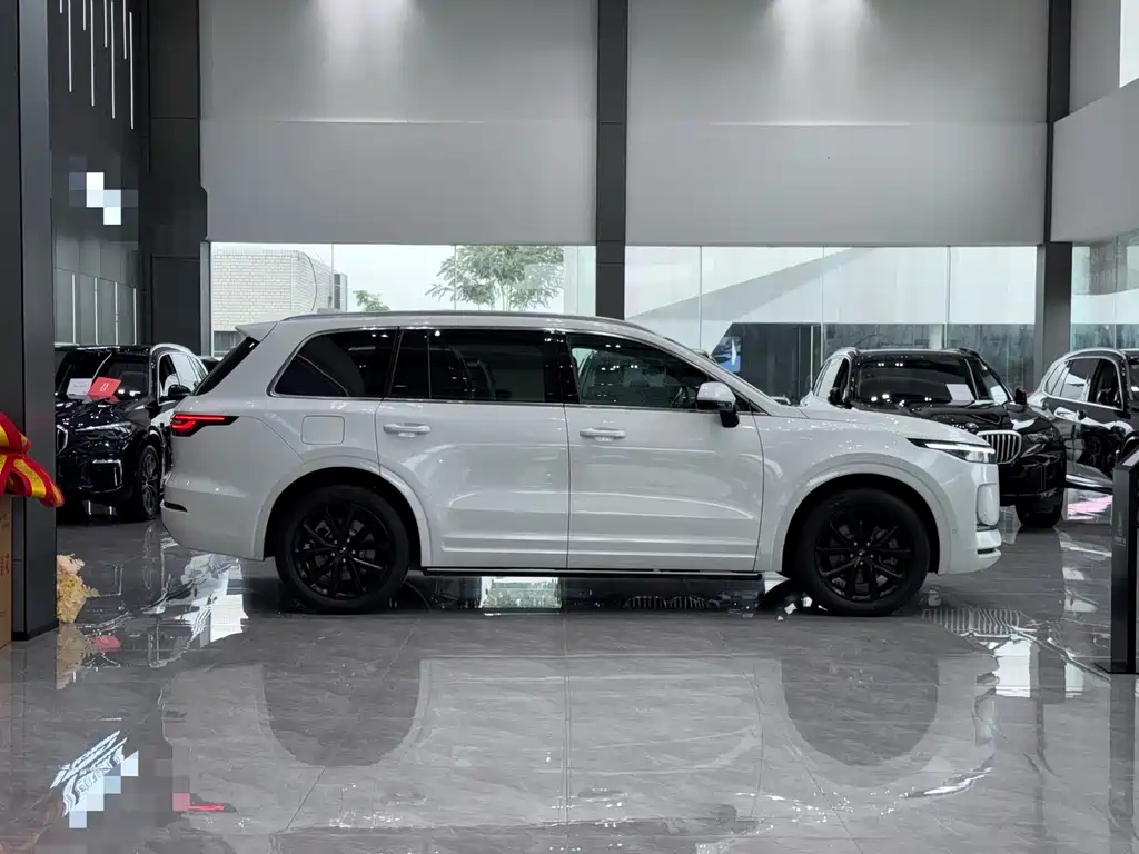 Li Auto Li ONE — миниатюра 3