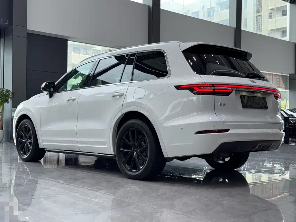 Li Auto Li ONE — миниатюра 10