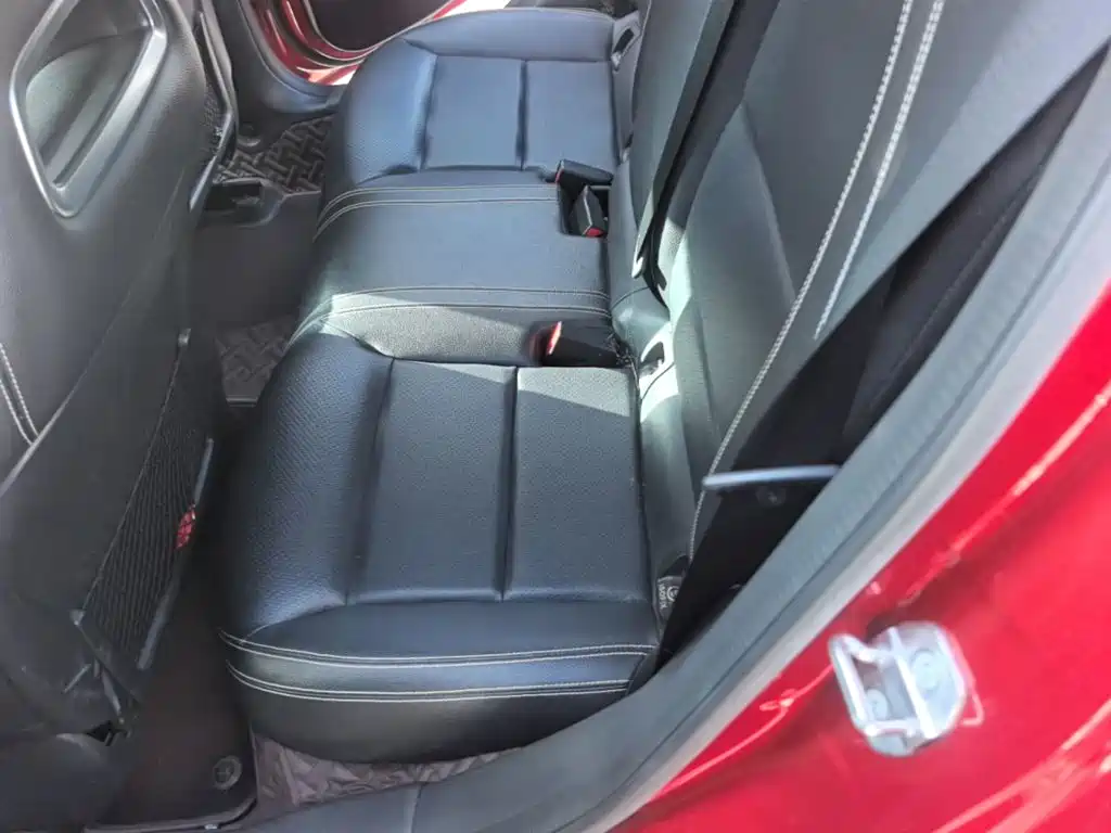 Mercedes-Benz GLA — миниатюра 17