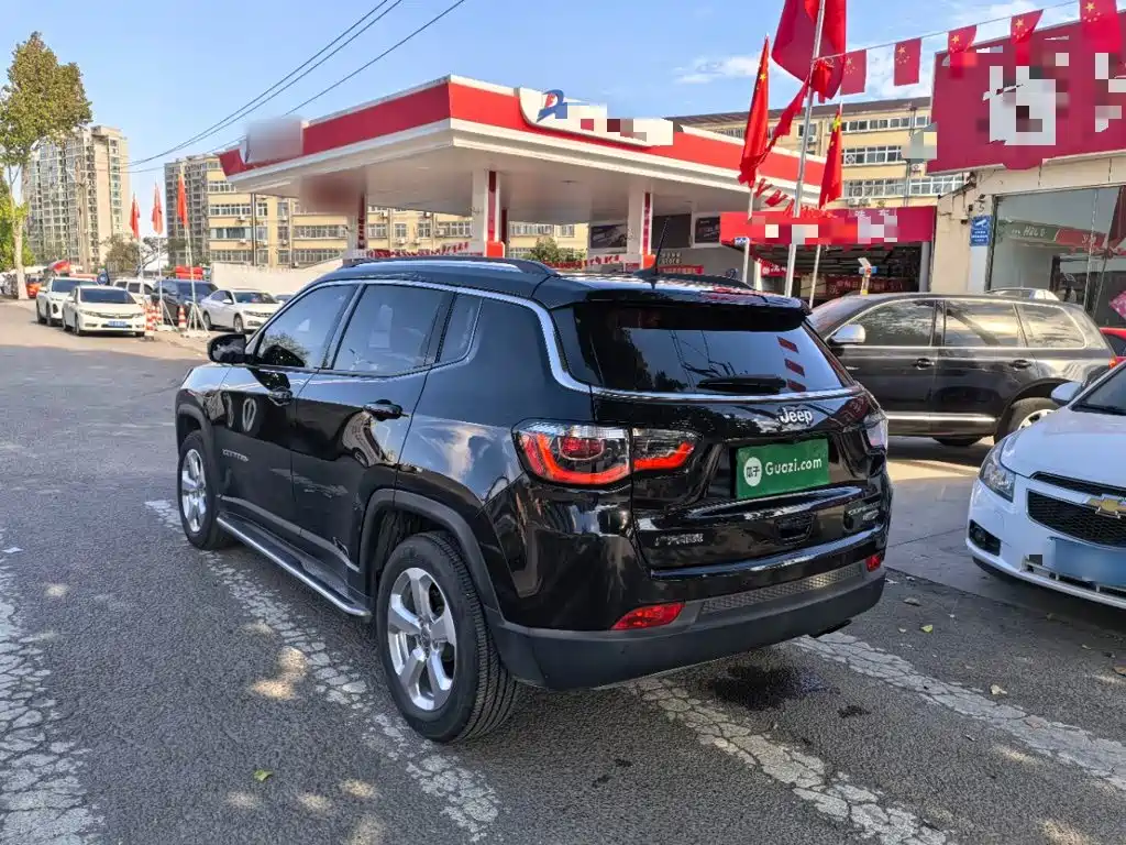 Jeep Compass — миниатюра 5