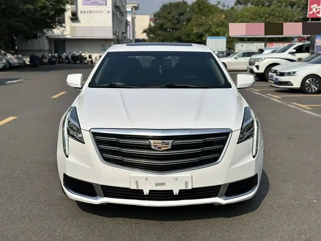 Cadillac XTS — миниатюра 2