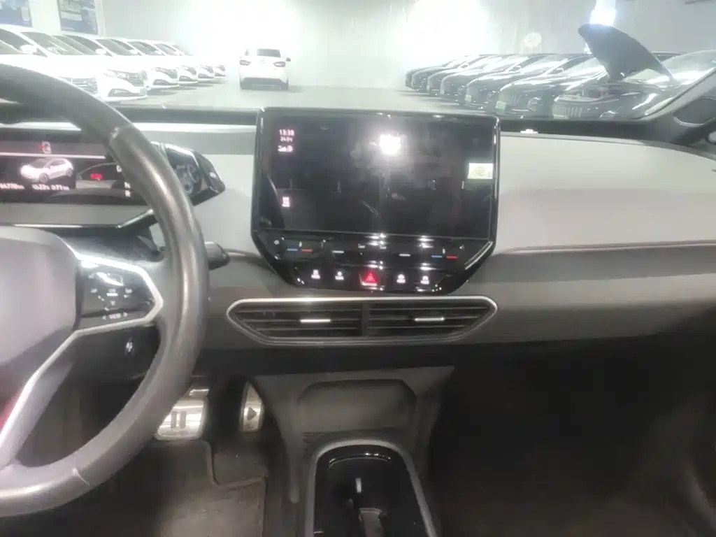 Volkswagen ID.3 — миниатюра 13