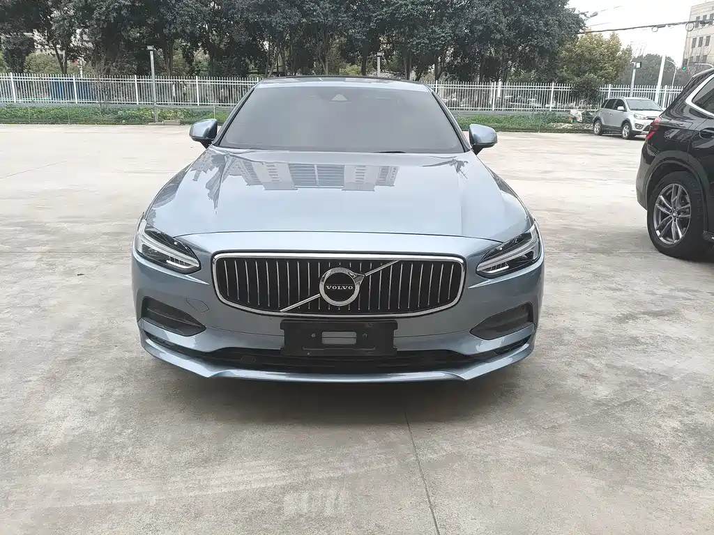 Volvo S90 2018